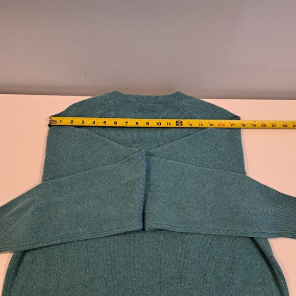 J. Crew 100% Lambs Wool Men's Medium Crew Neck Sweater Style 15676 - Picture 15 of 15